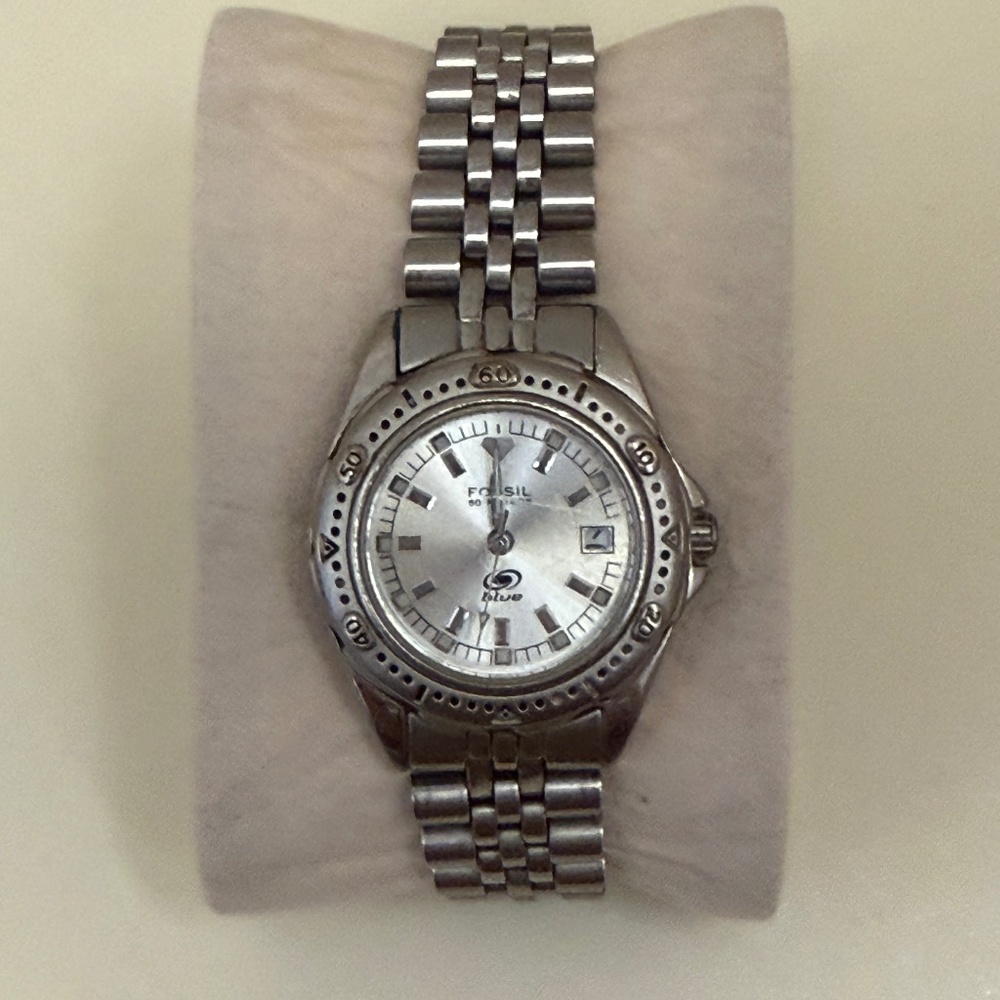 Vintage Fossil Blue Women's Watch | Silver Stainless Steel | Quartz | 90s